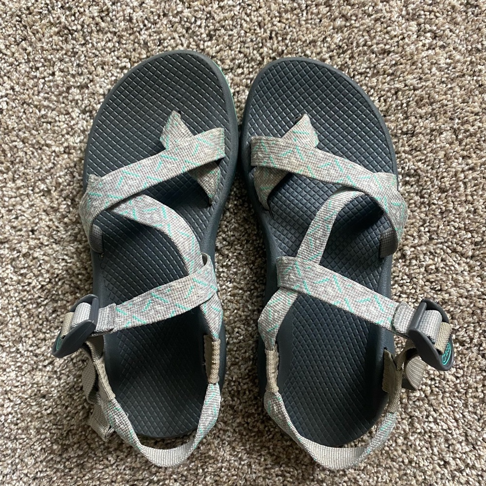 Chacos single strap - like new condition!!
